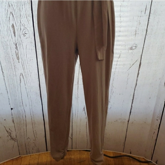 2/$25 NWOT Fashion Nova Wrap Front V-neck Jumpsuit - Picture 6 of 8